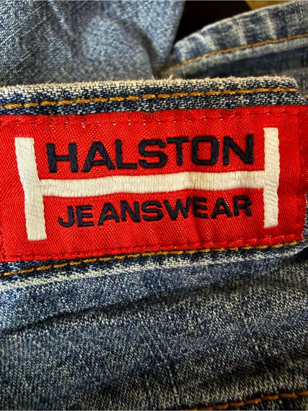 Classic Halston Jeanwear Light Blue Denim Relaxed High-Waist Shorts - Picture 5 of 7